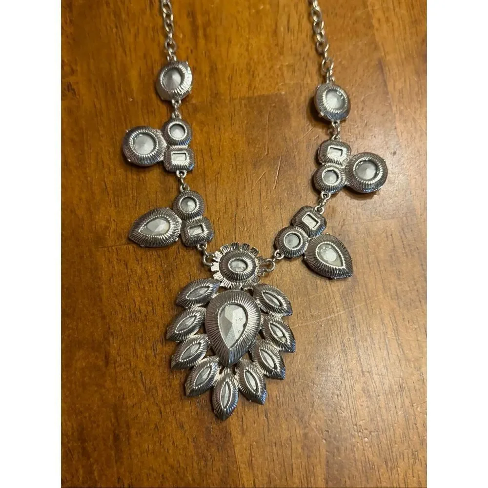 Nordstrom Jeweled Chunky Statement Necklace (7467)